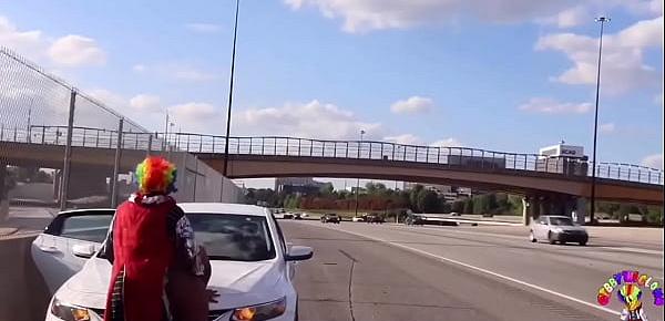  Gibby The Clown Fucks Juicy Tee On Atlanta’s Most Popular Highway